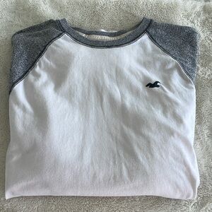 Hollister Long Sleeve Crew Neck M